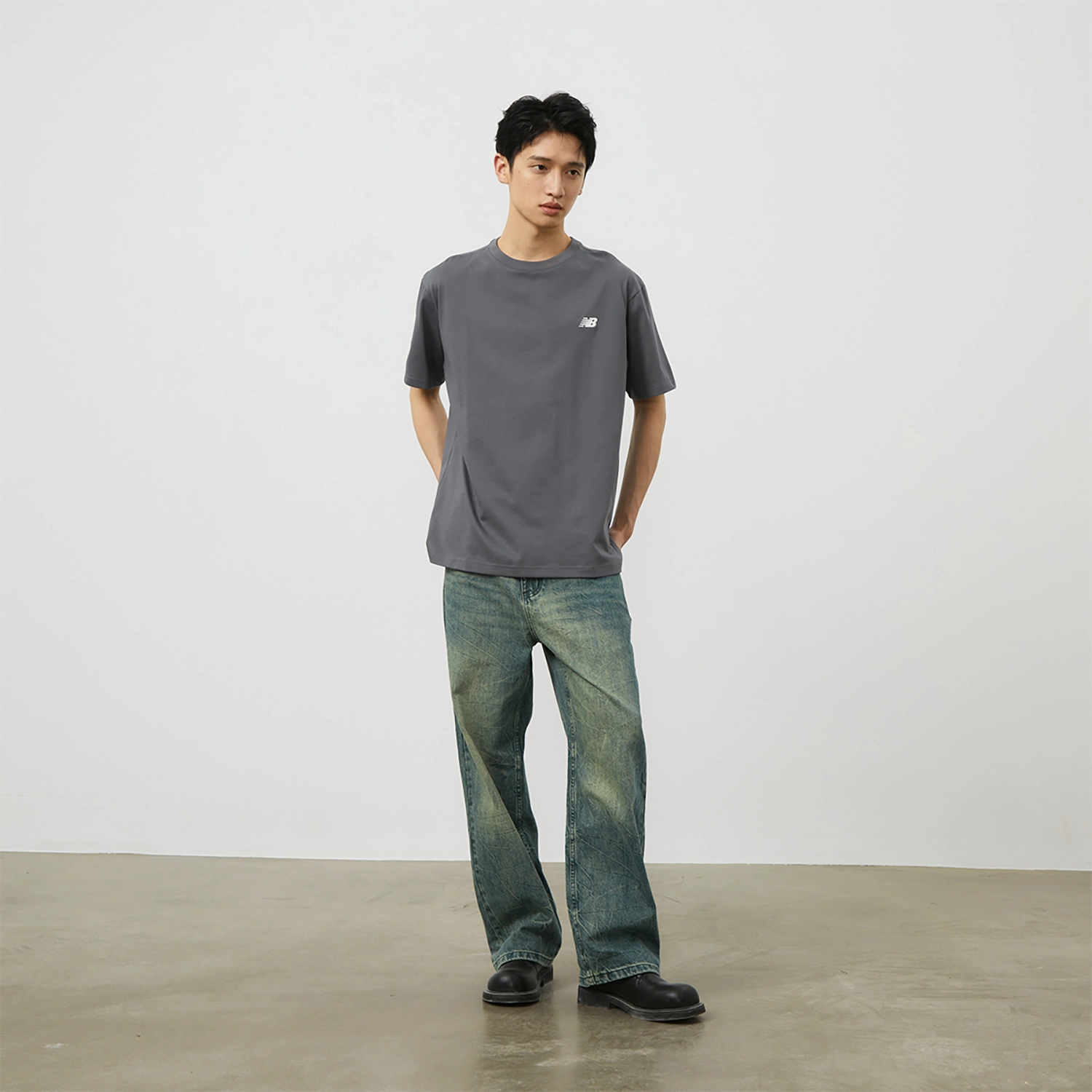New Balance TlogoT