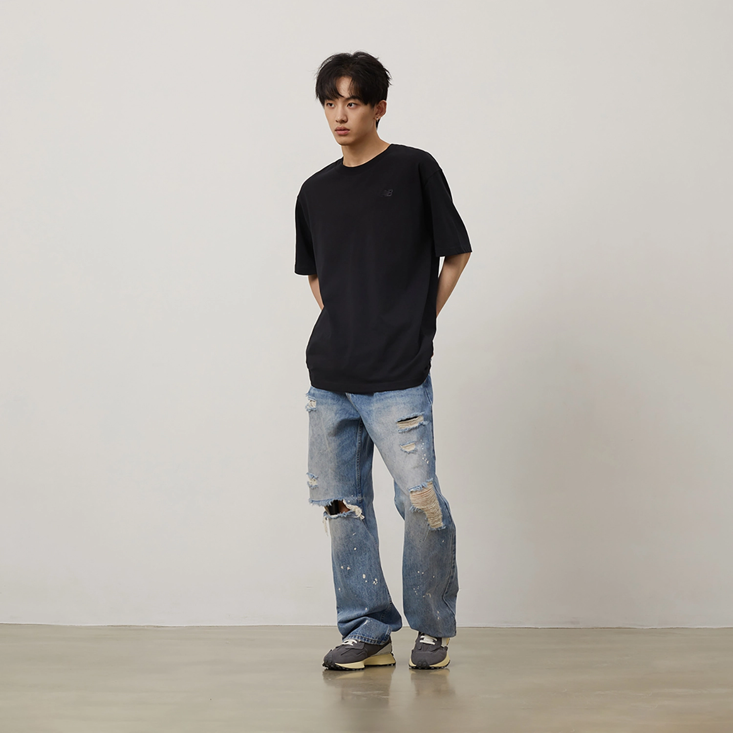 New Balance SS24 LOGOT