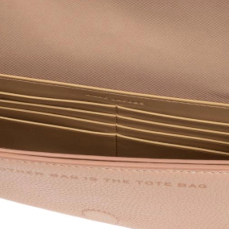 MARC JACOBS Logo
