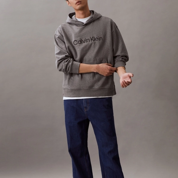 CALVIN KLEIN