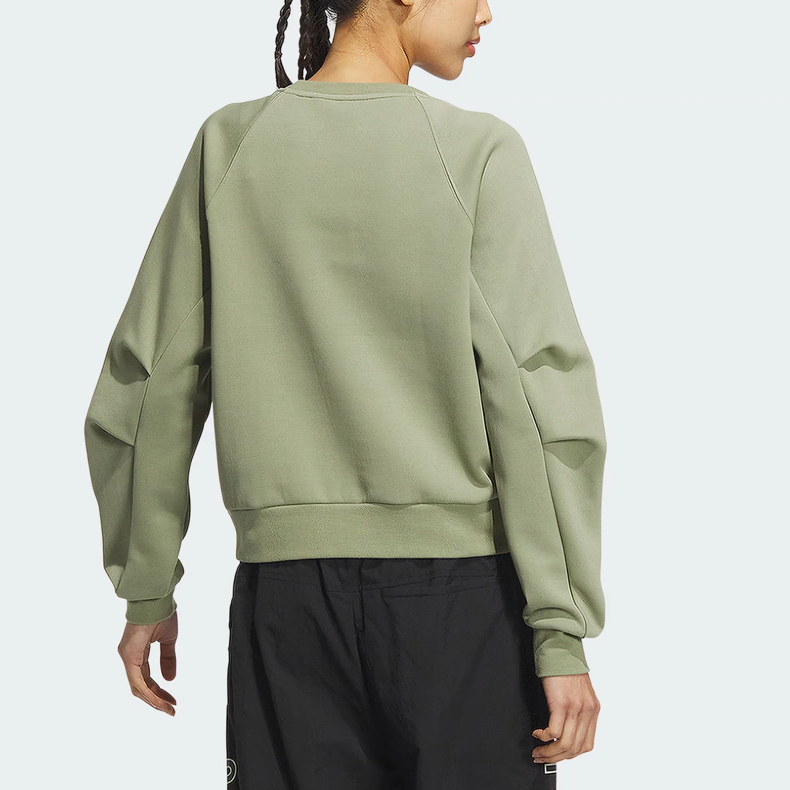 adidas TECH CREWNECK SWEATSHIRT