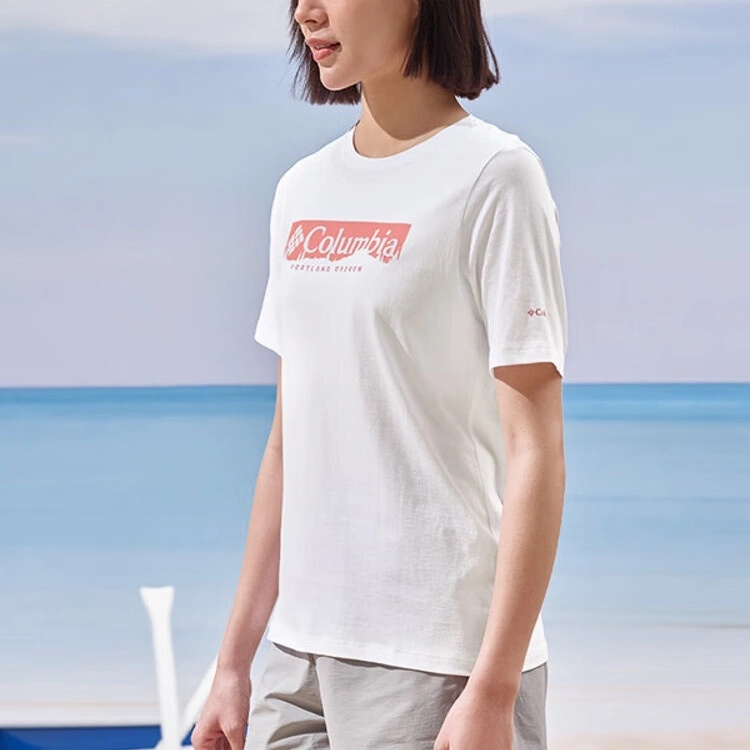 Columbia Logo T