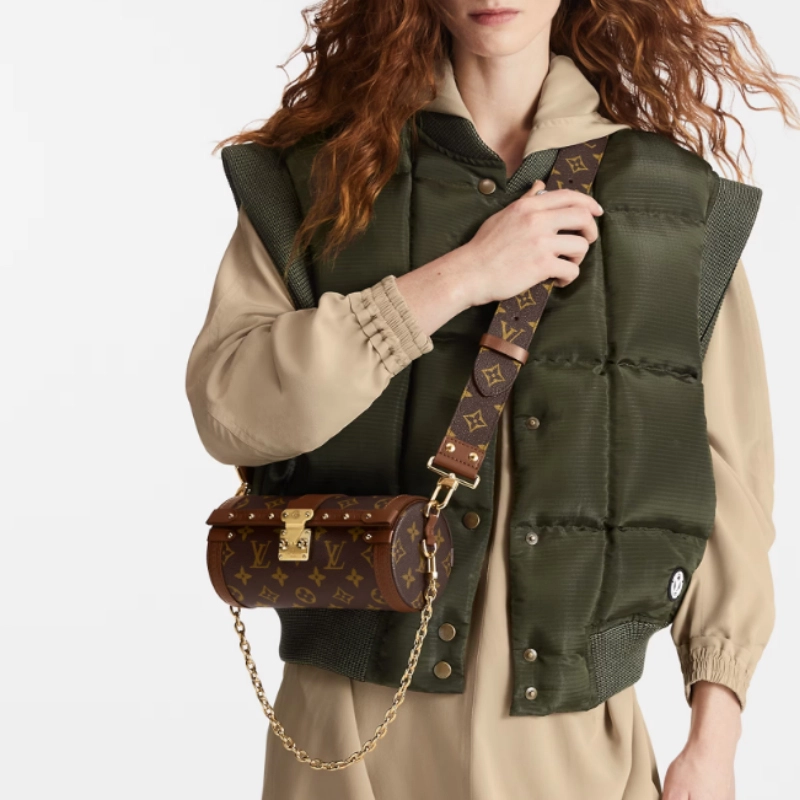 LOUIS VUITTON Papillon Trunk S-lock
