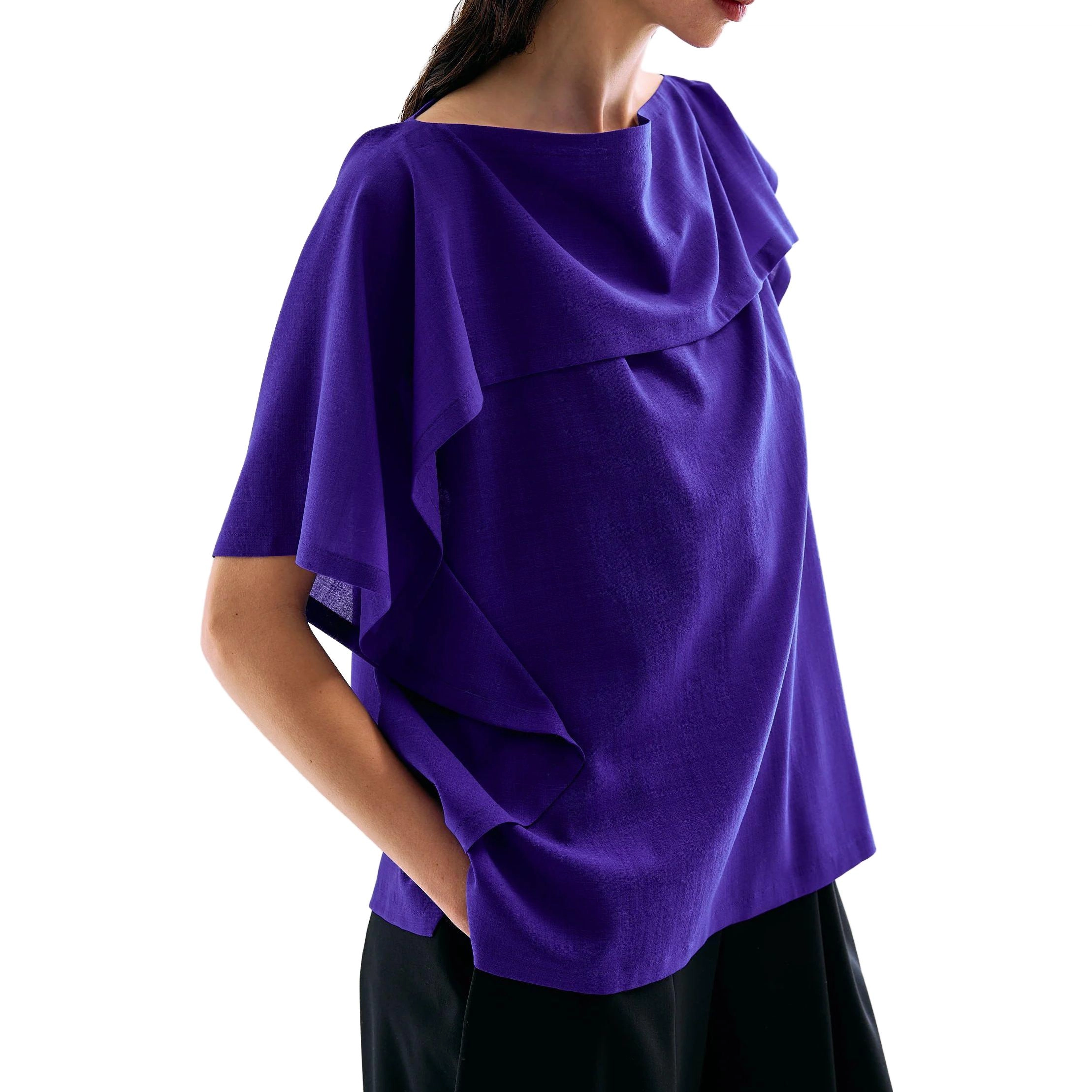 ISSEY MIYAKE Square Over T