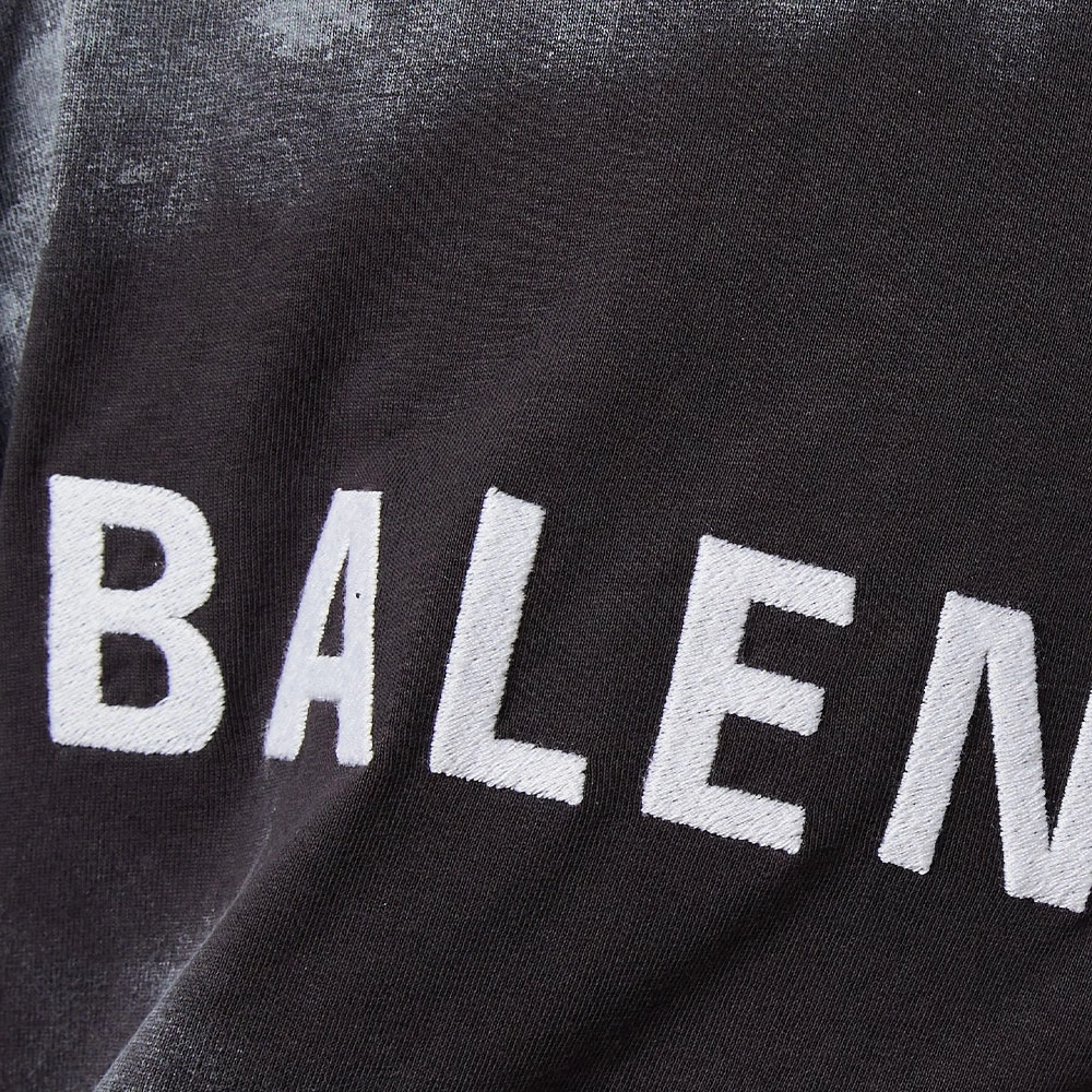 Balenciaga T