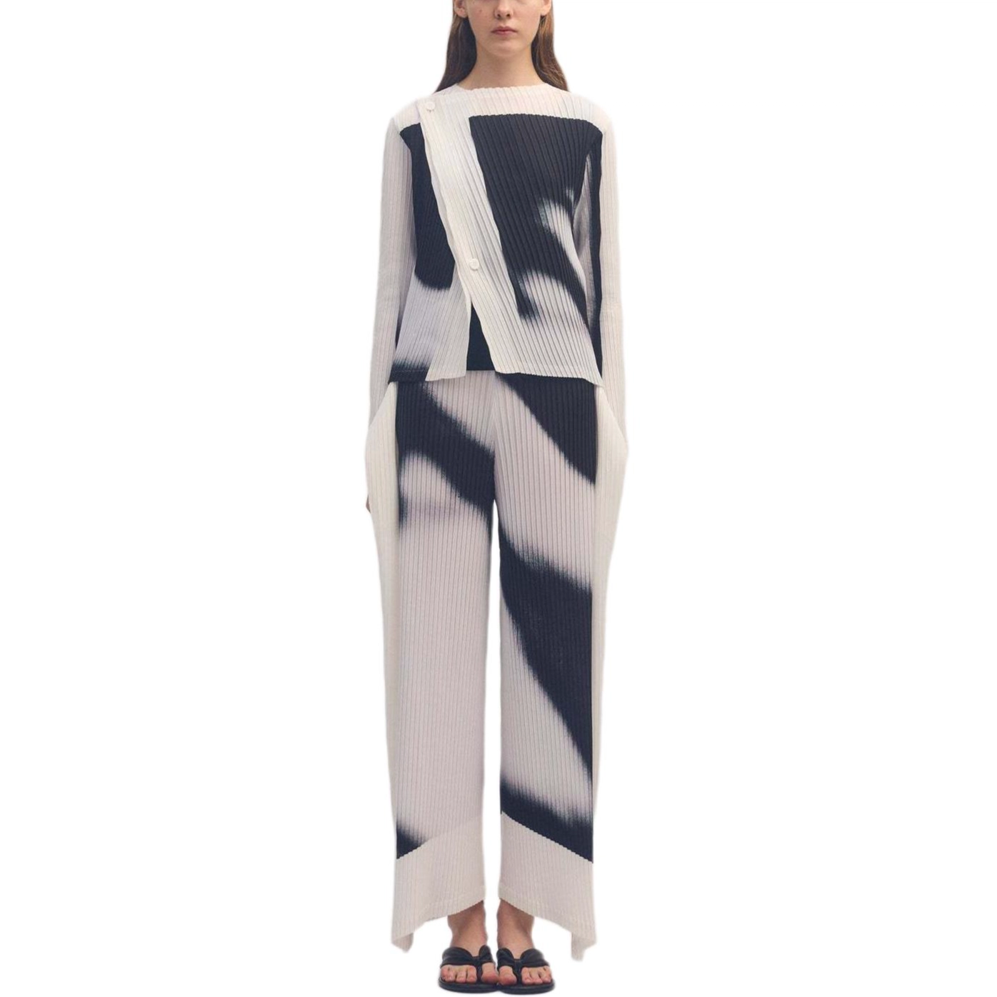 ISSEY MIYAKE T