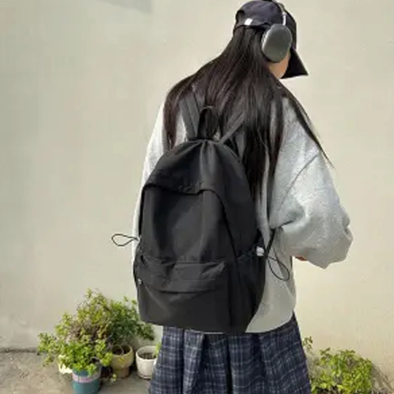 德力熊 简约轻便大容量百搭 尼龙 双肩包 男女同款情侣款 多色