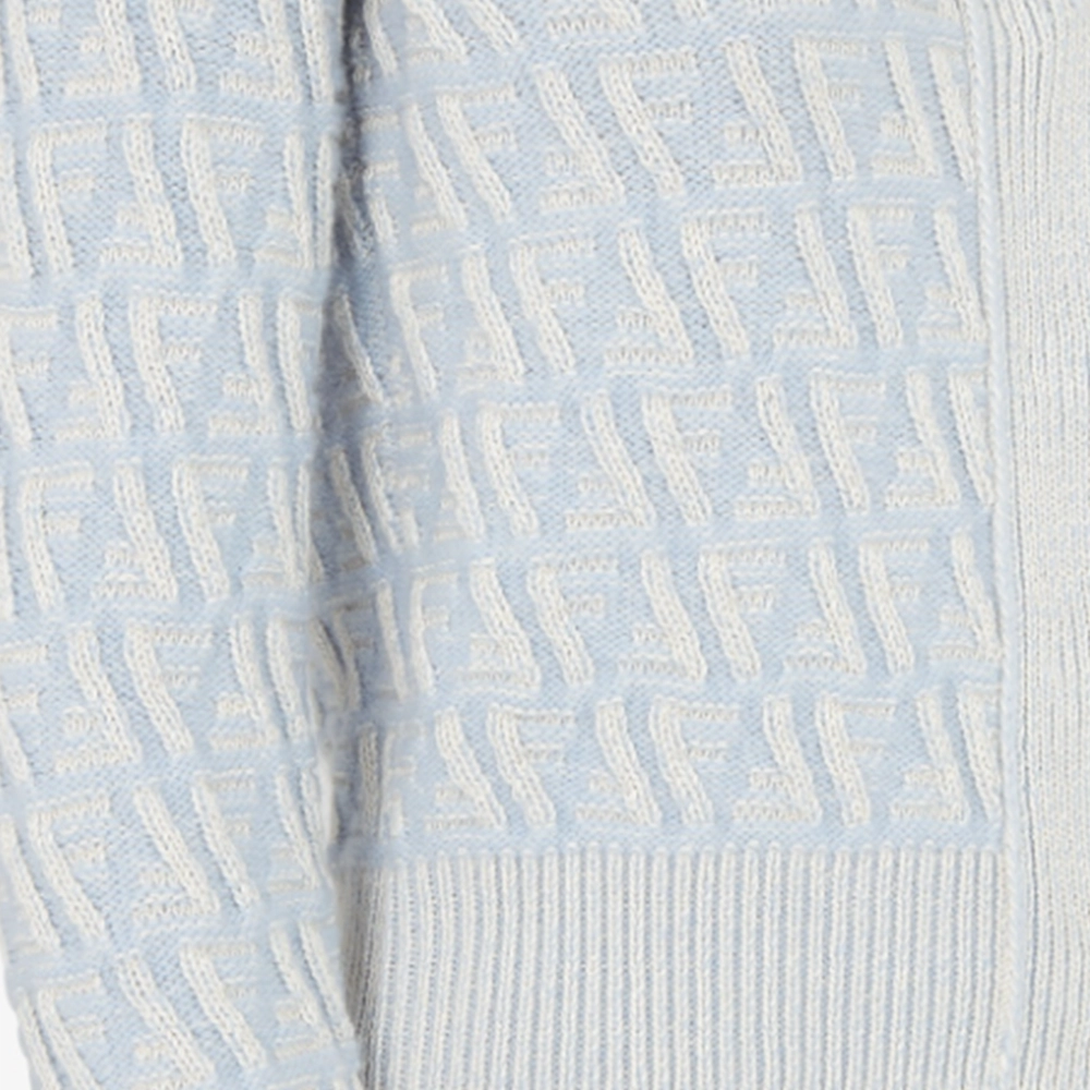 FENDI V