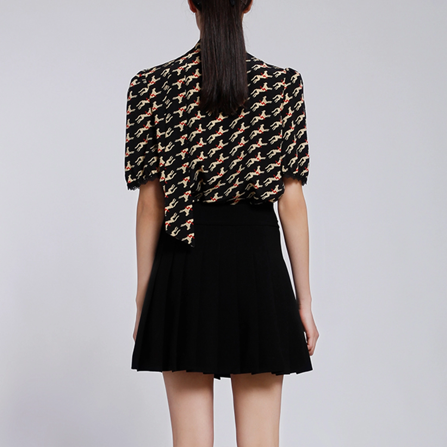 BESIONIA SS22