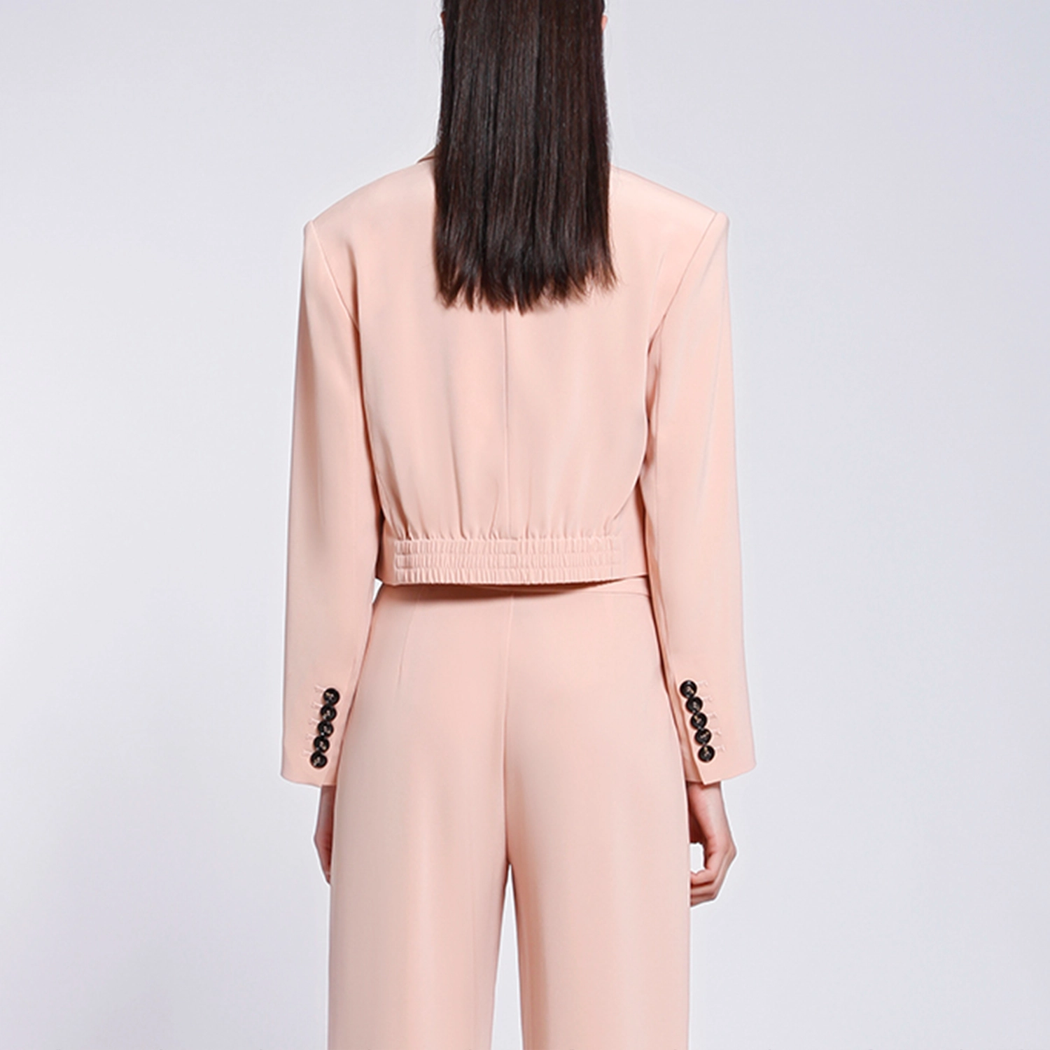 BESIONIA SS22 V
