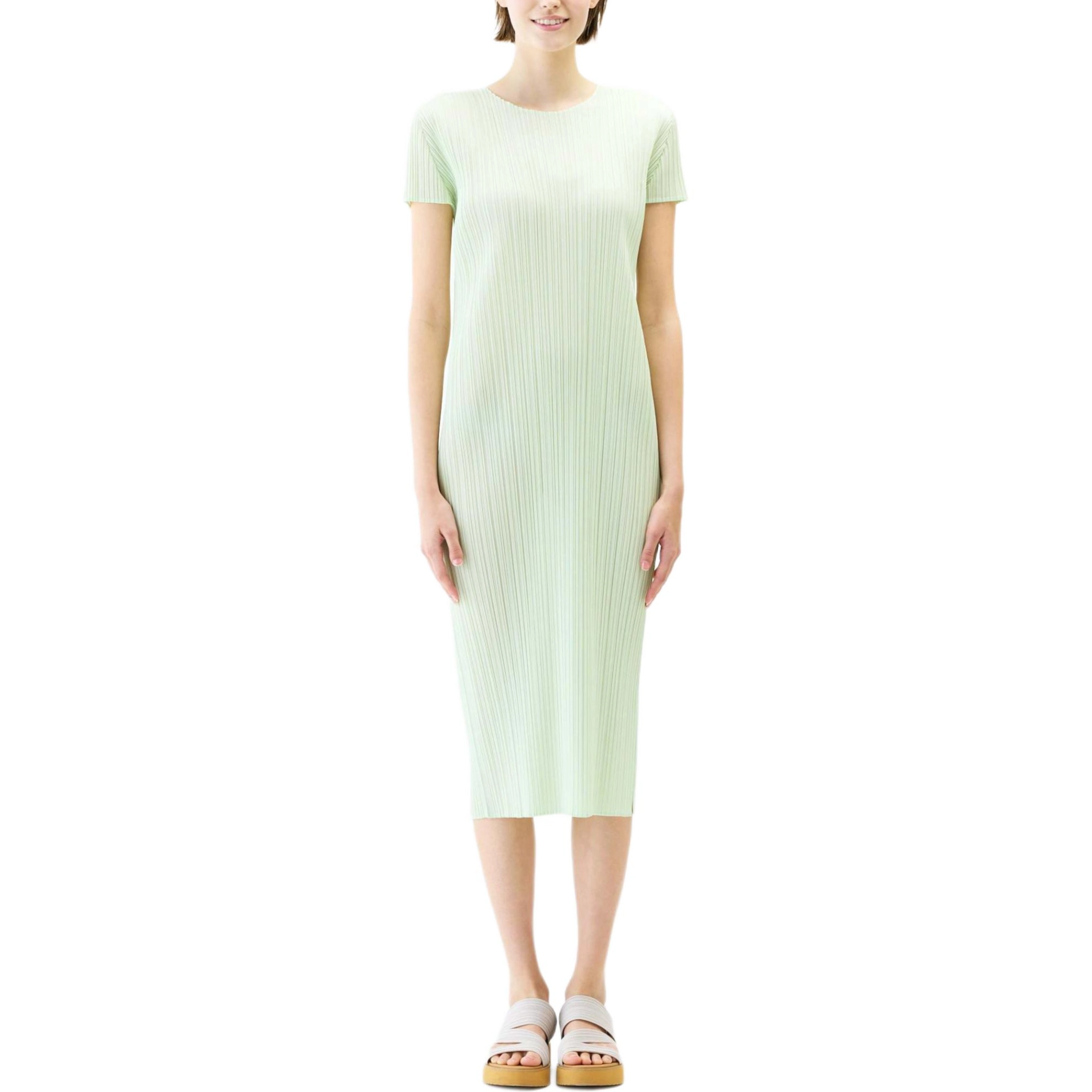 PLEATS PLEASE ISSEY MIYAKE