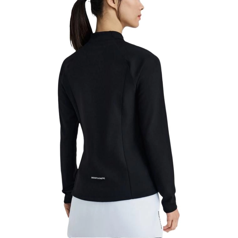 DESCENTE WOMENS TRAINING logo