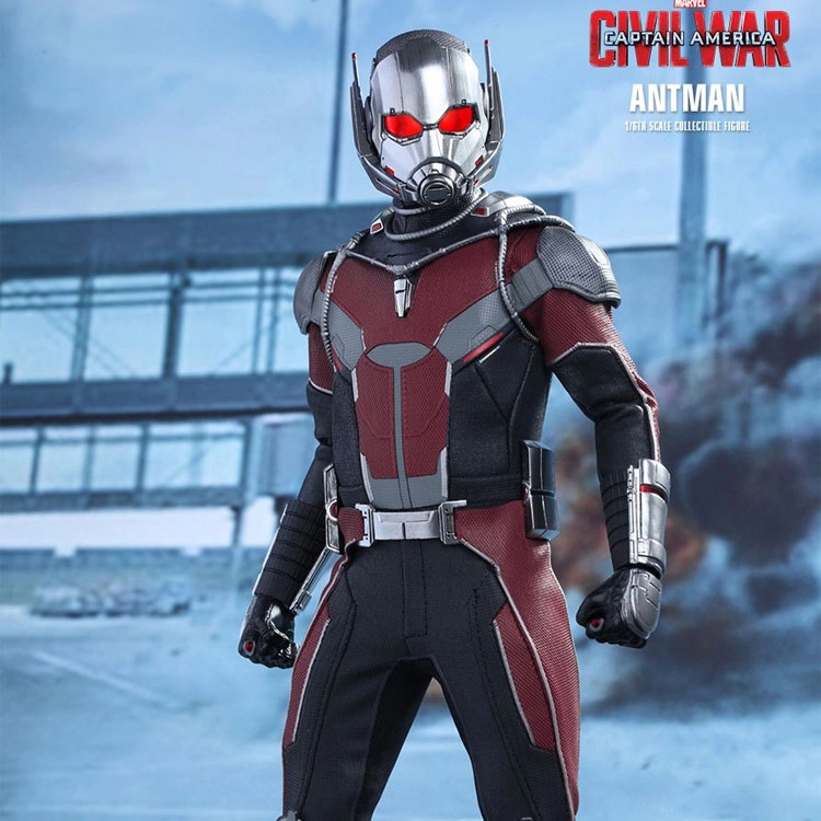 Hot Toys 3 2.0 16 30cm