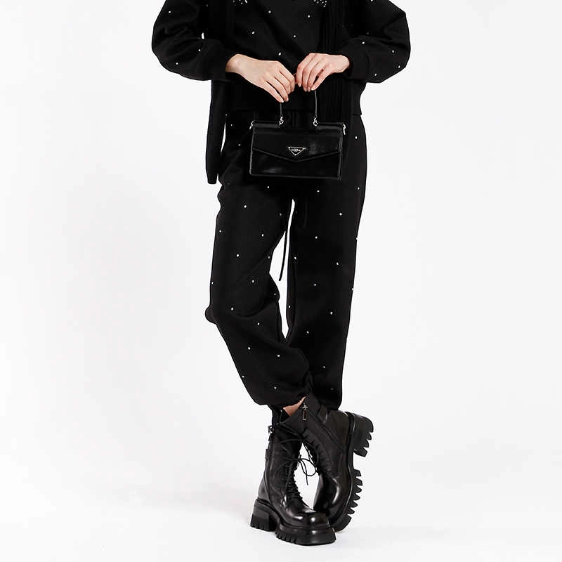 BESIONIA FW22