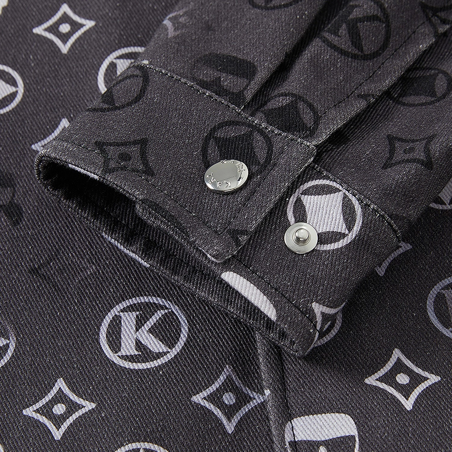 KARL LAGERFELD FW25 Logo