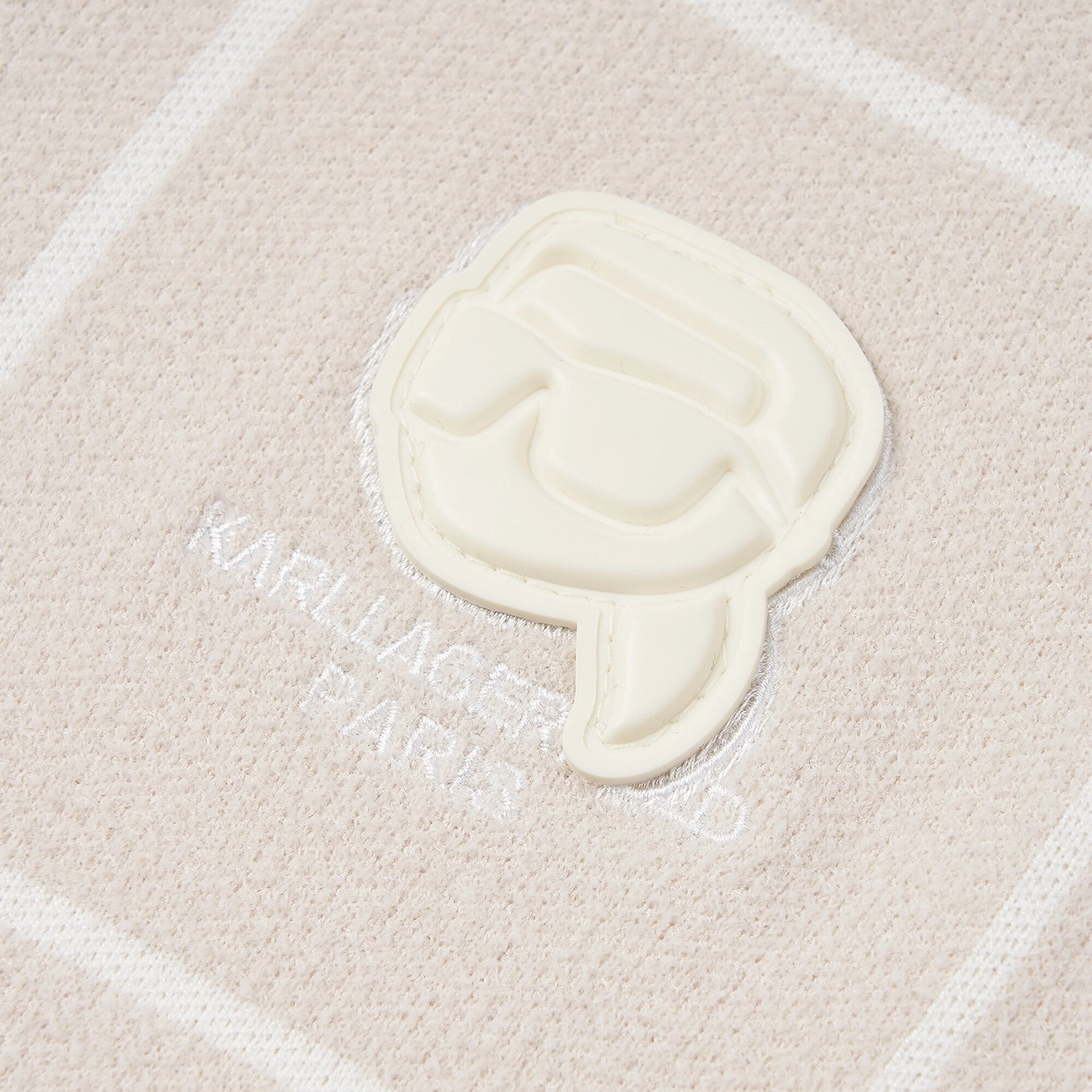 KARL LAGERFELD FW25 Logo