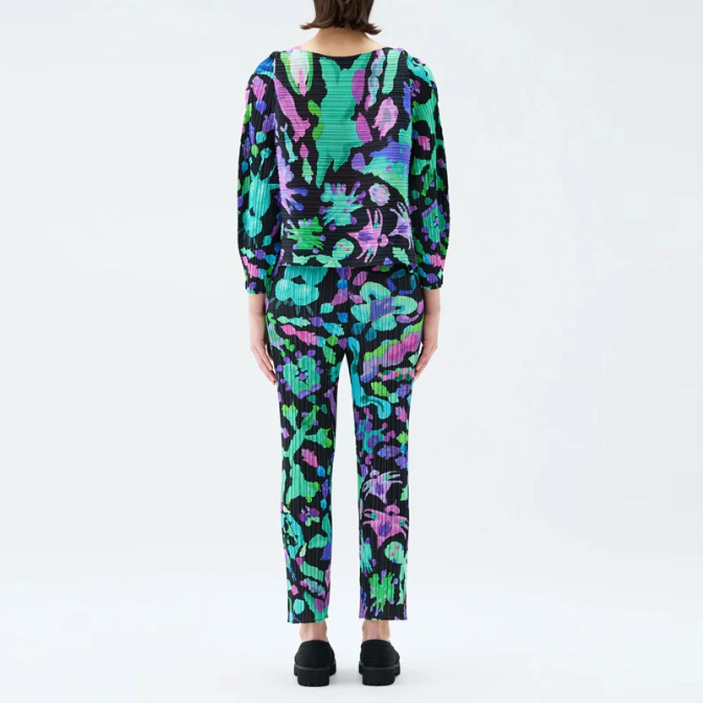 PLEATS PLEASE ISSEY MIYAKE T