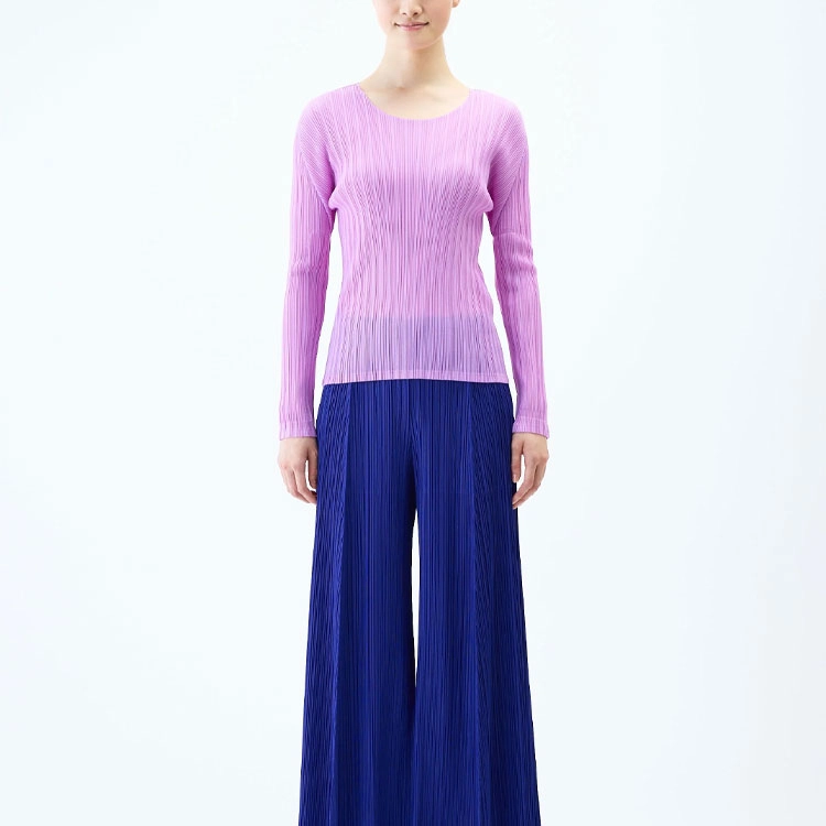 PLEATS PLEASE ISSEY MIYAKE T