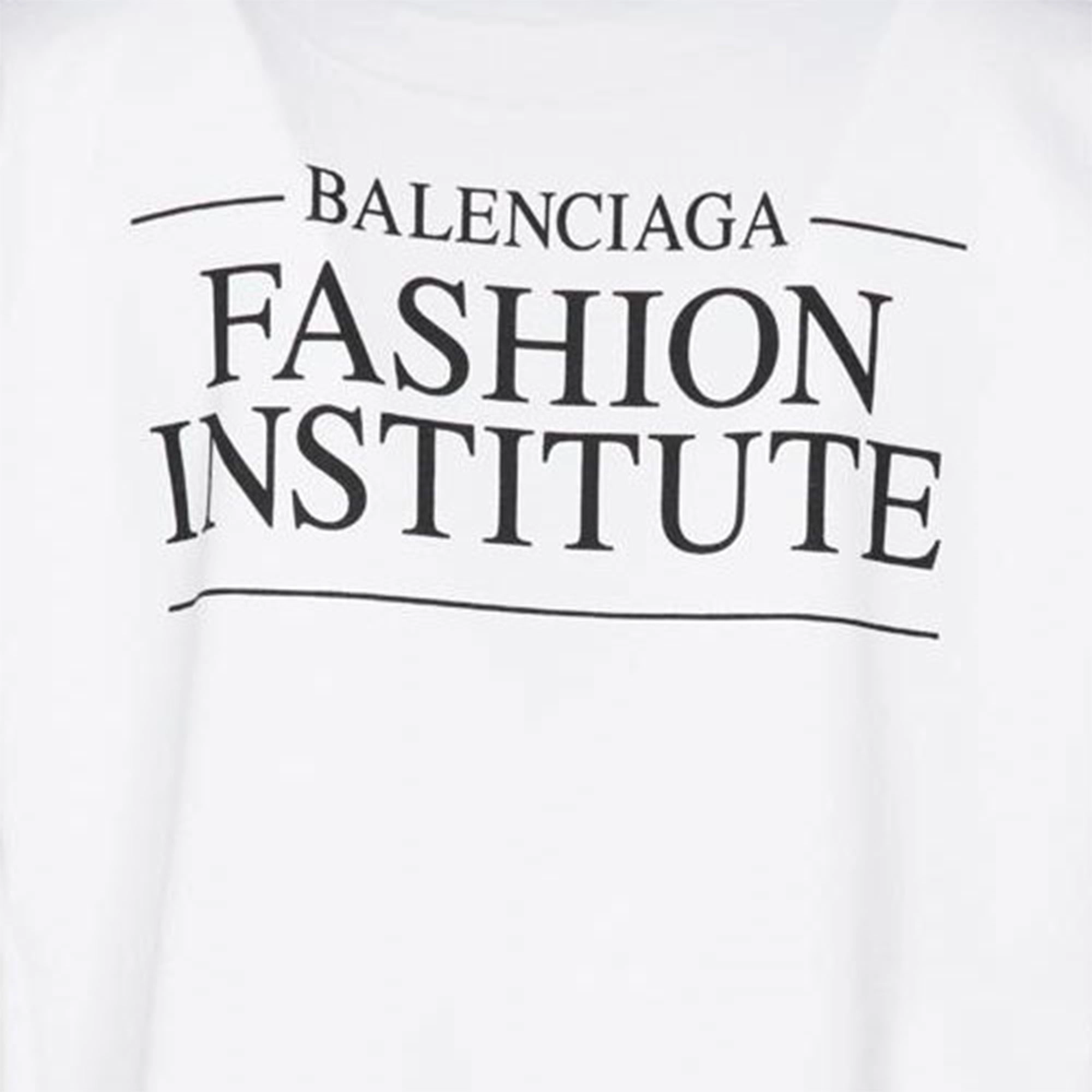Balenciaga SS22 T