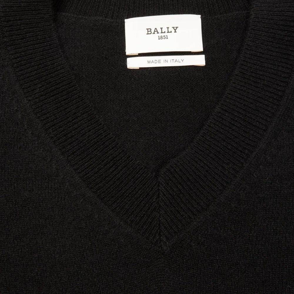 BALLY V