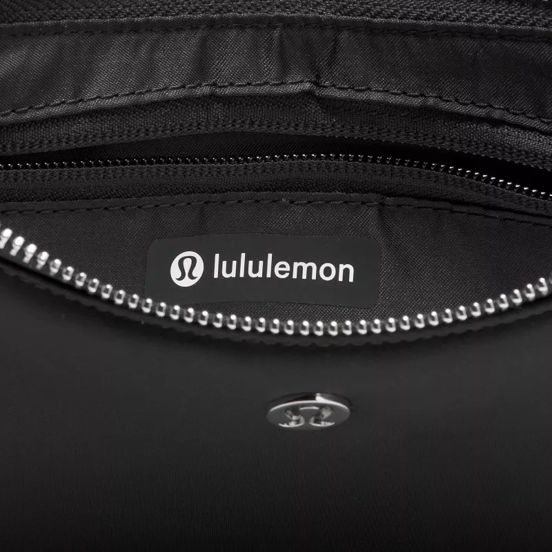 lululemon 1L City Essentials