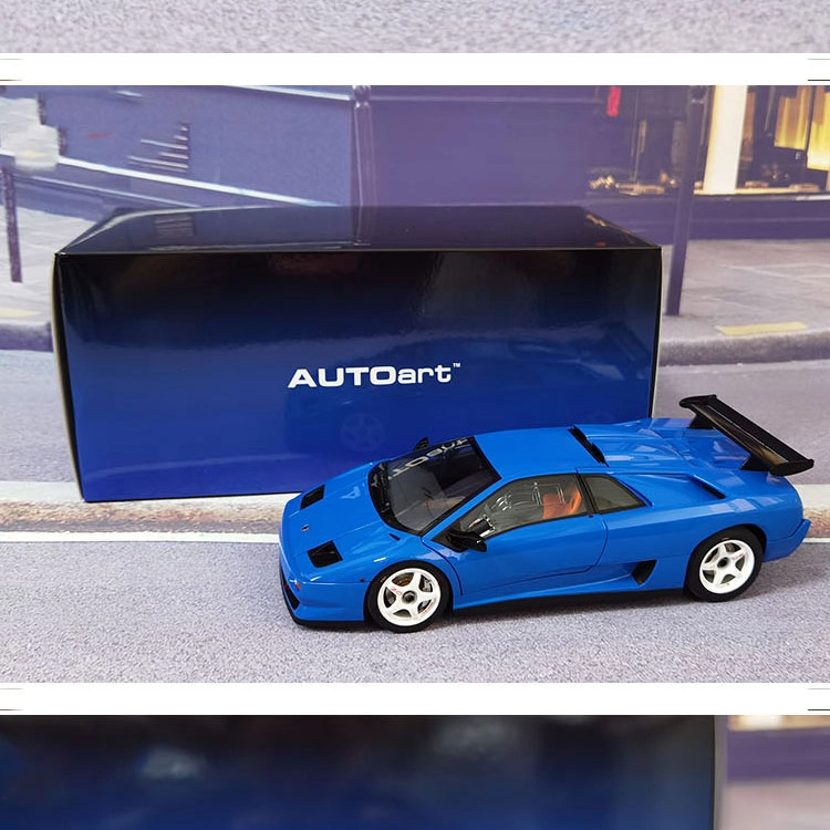 AUTOart 118 DIABLO SV-R 25cm