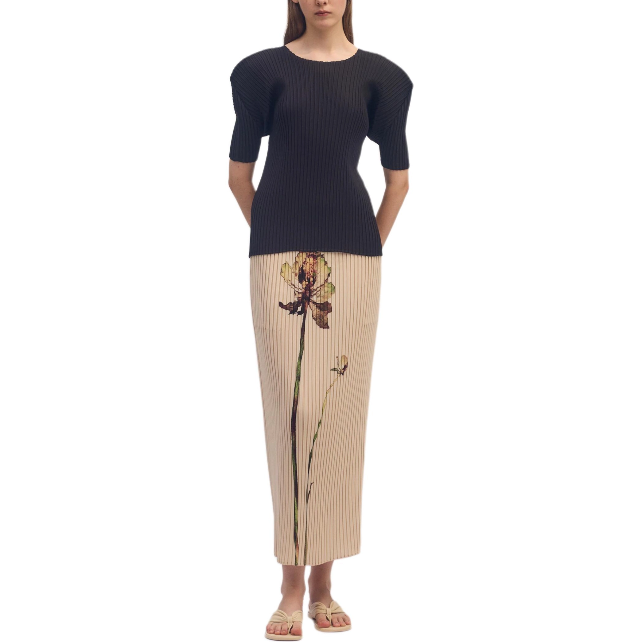 ISSEY MIYAKE T