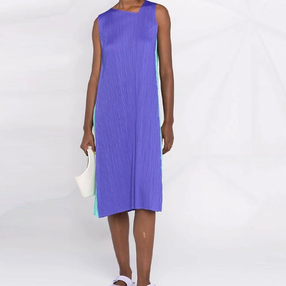 PLEATS PLEASE ISSEY MIYAKE FW21 Logo