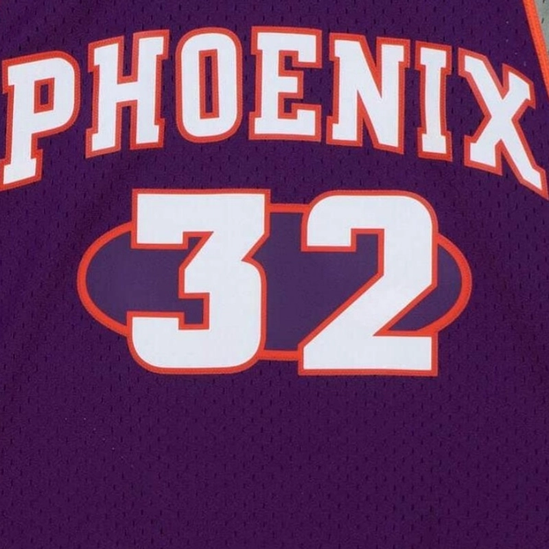 Mitchell Ness SS23 V