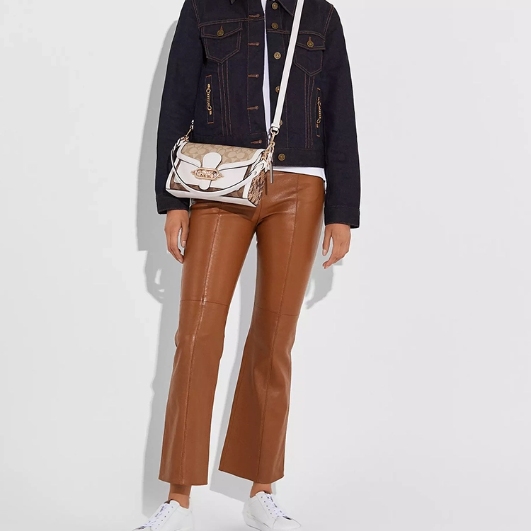 COACH Jade 26