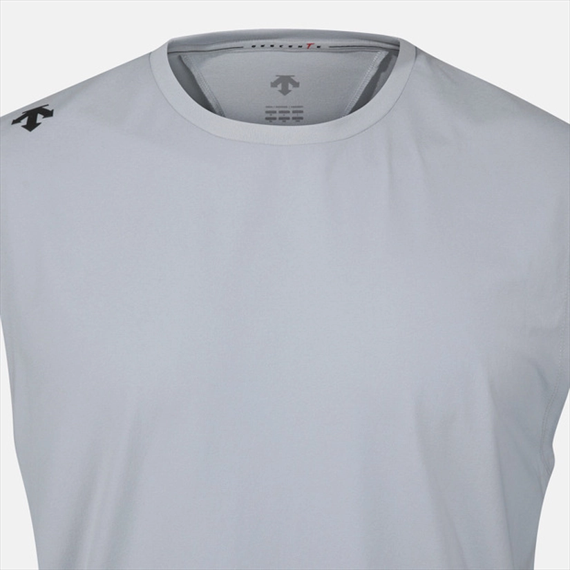 DESCENTE Logo