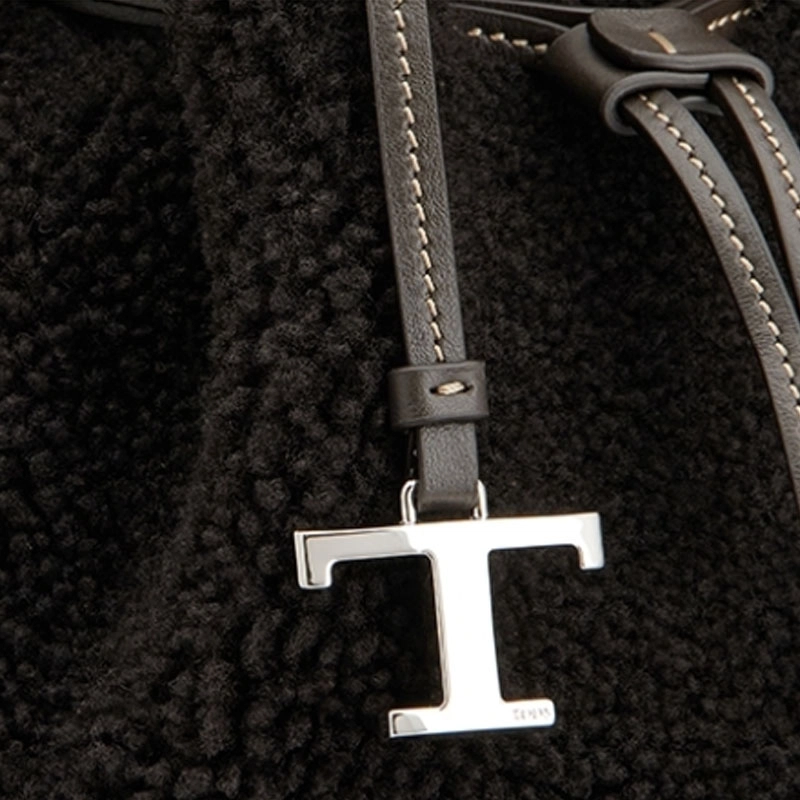 TOD'S T Timeless