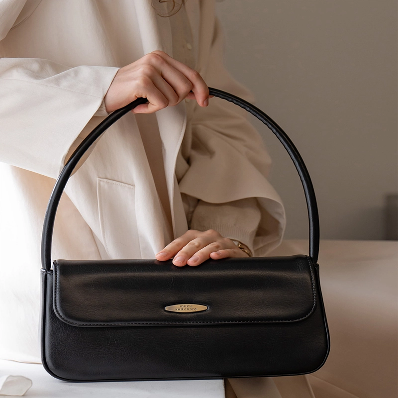 MUCU AND EBONY Classic