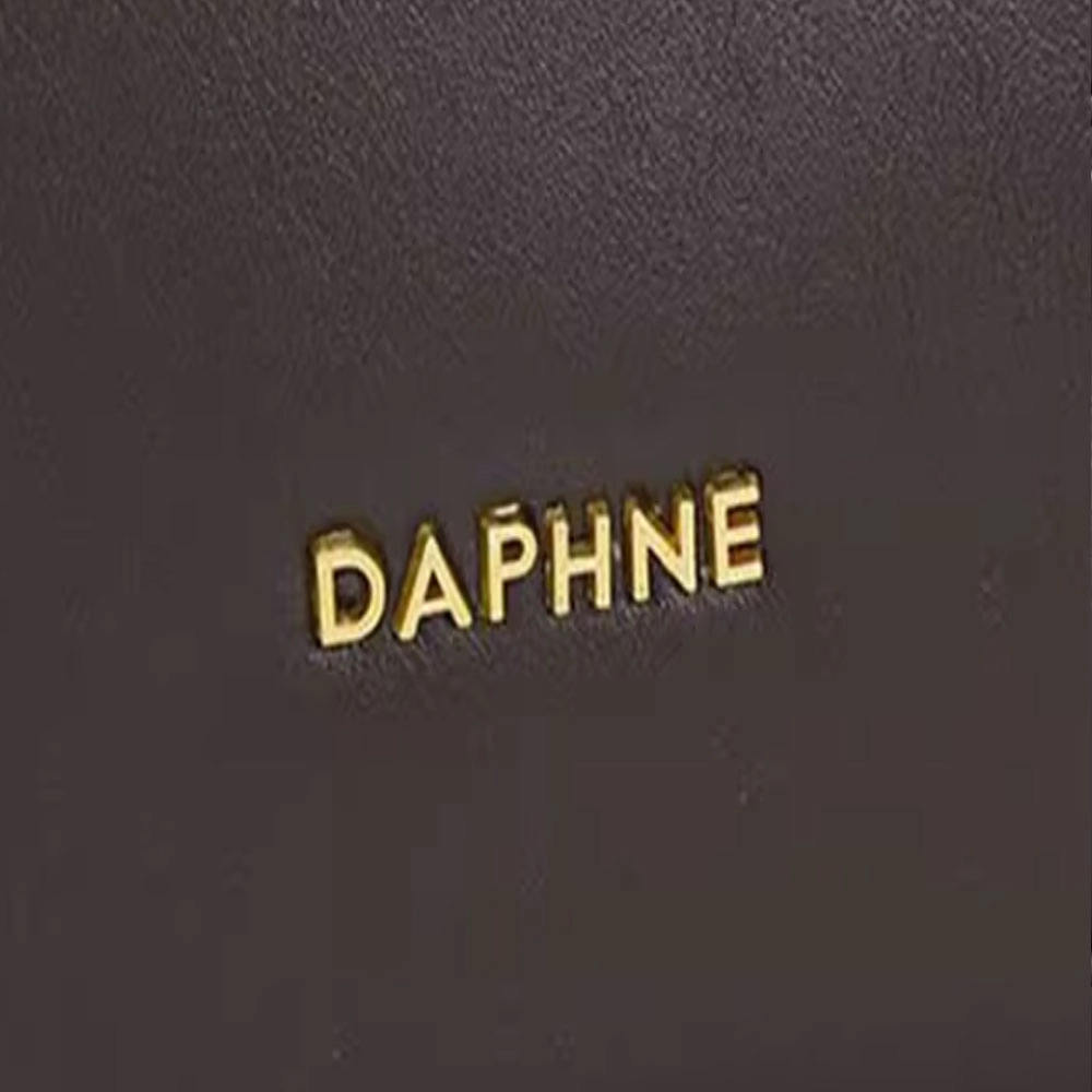 DAPHNE PU