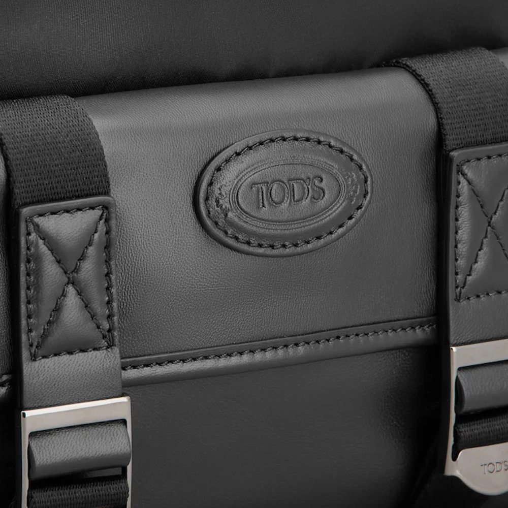TOD'S