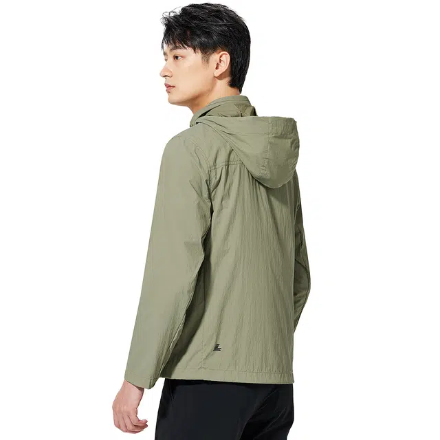 利郎 商务休闲纯色简约百搭防紫外线轻薄防晒服 男款