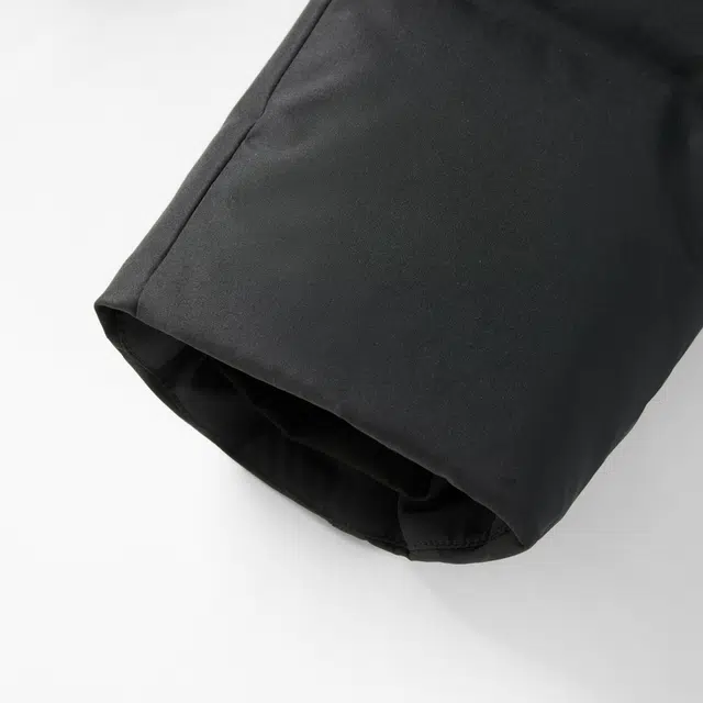 比音勒芬 休闲简约纯色连帽羽绒服 男款