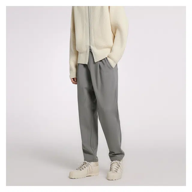FW23