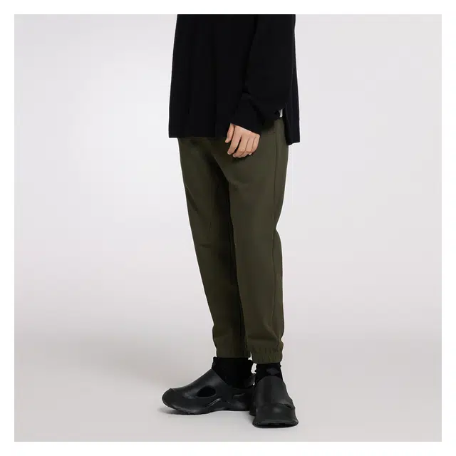 FW23