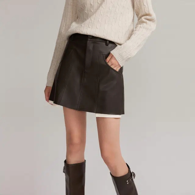 ELLE A