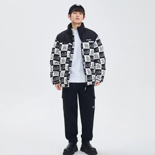 美特斯邦威 国潮立领满印舒适保暖羽绒服 男款