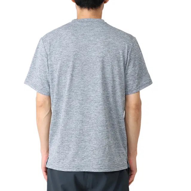 MOUNTAIN HARDWEAR T