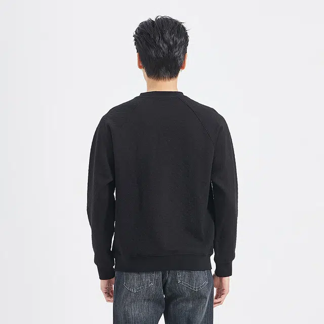 LESS IS MORE T