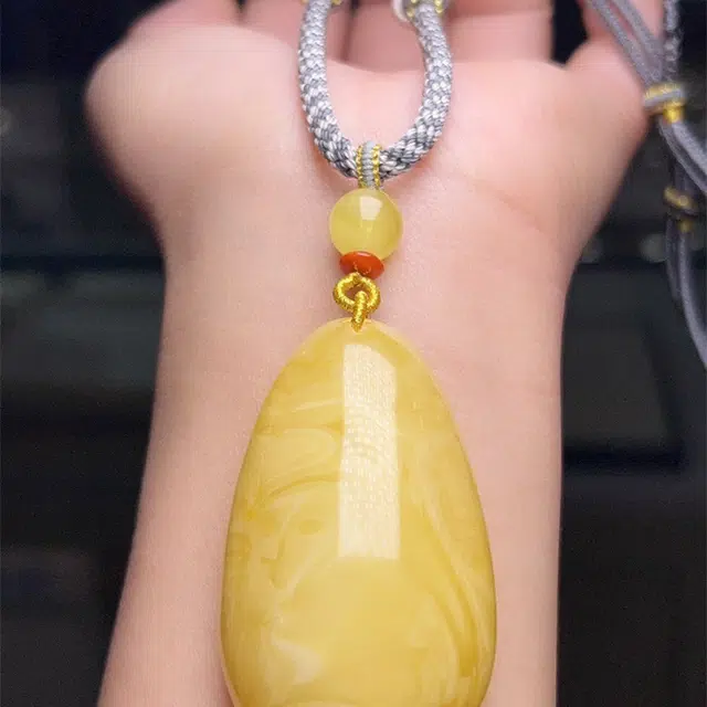 灵运宝 【师傅已加能量】转运招财天然俄原石原矿水滴吊坠毛衣链无优化无烤色配手工挂绳一物一图 蜜蜡 项链 男女同款情侣款