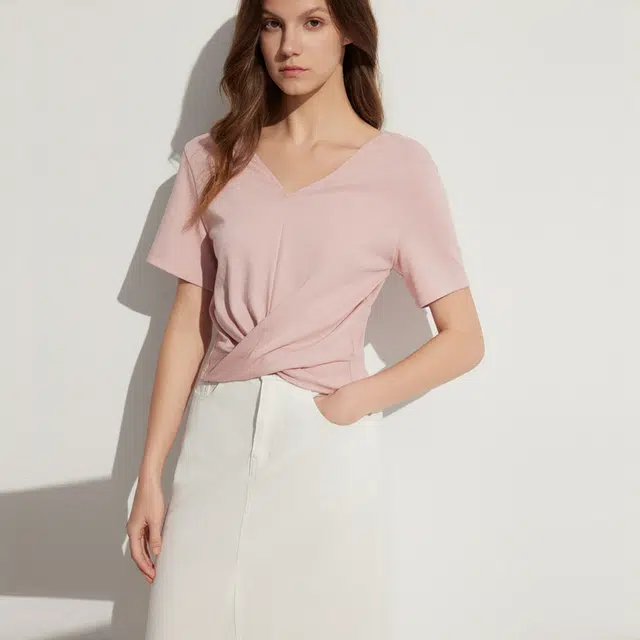 ELLE V T