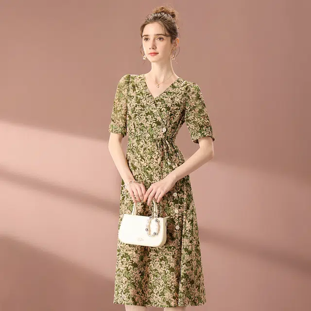 粉红玛琍 春,夏,秋 轻薄短袖连衣裙 收腰 女款 绿色