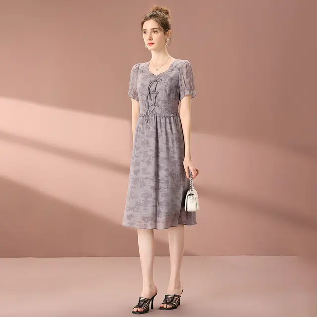 粉红玛琍 春,夏,秋 盘扣短袖连衣裙 收腰 女款 灰色