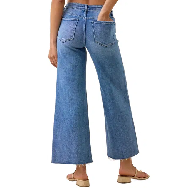 ALTAR'D STATE Leverette Cropped Jeans