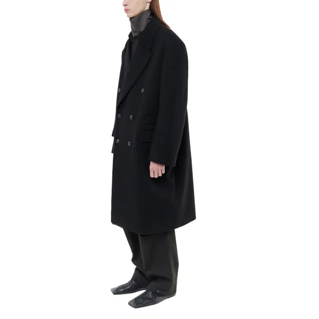 BESLOW FW23 OVERSIZED CASHMERE DOUBLE BREASTED COAT