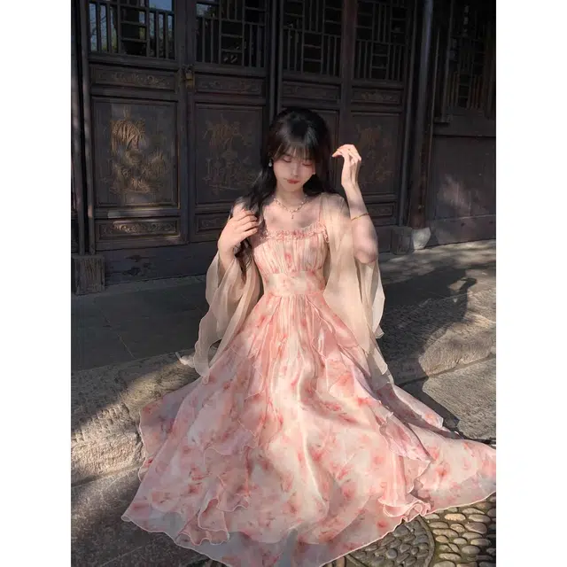 纤丝鸟 时尚舒适休闲百搭气质吊带连衣裙 女款